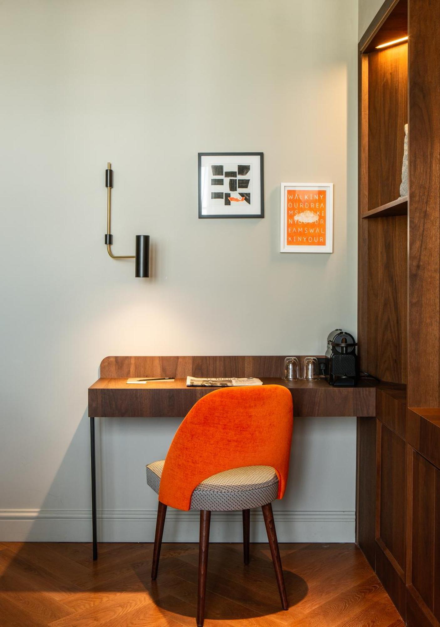 Superior Room,1499429812:JPEG