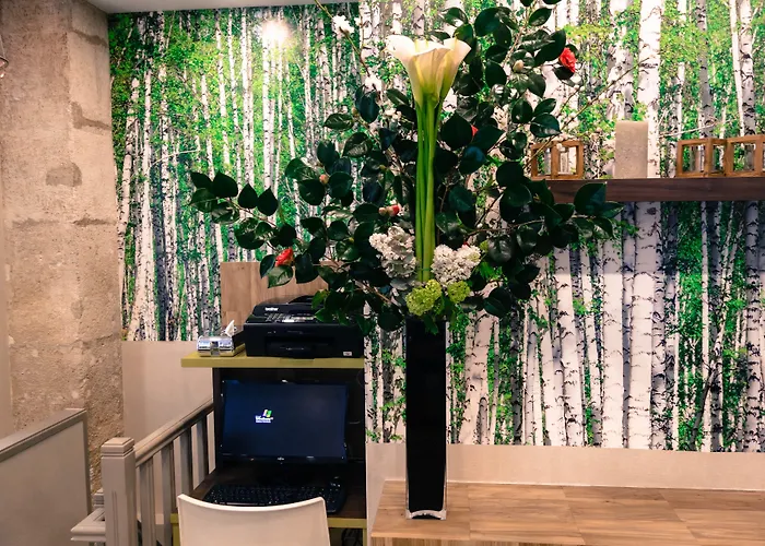 Prince Albert Wagram Parijs